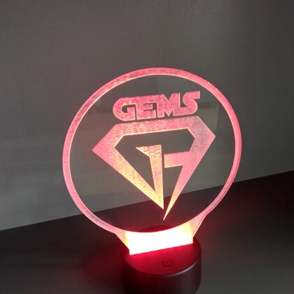 LED izgaismota plāksnīte, personalizēta