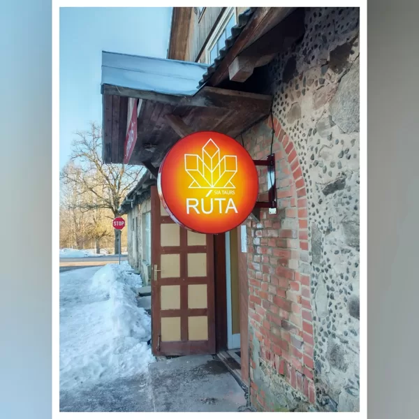 Gaismas reklāma - gaismas kaste
