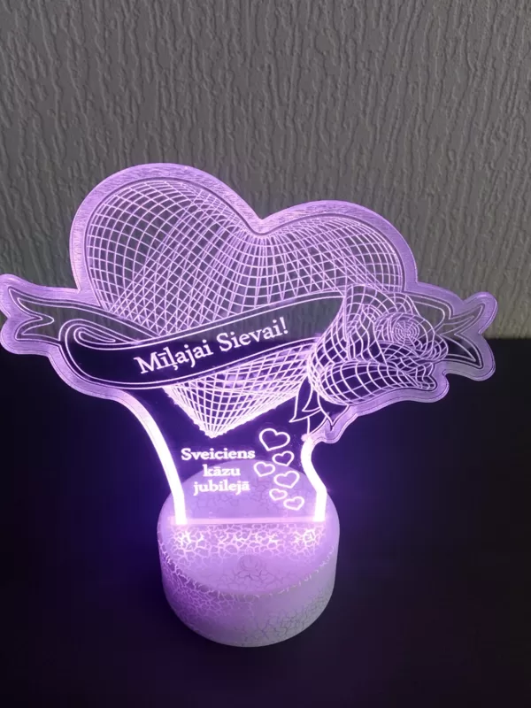 LED izgaismota plāksnīte, personalizēta