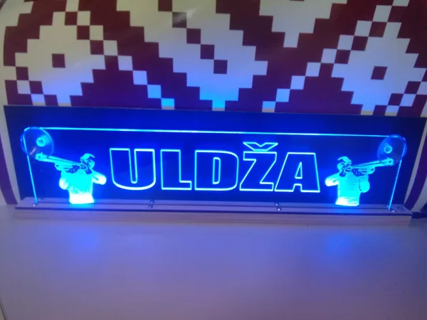 Auto LED izgaismotas plāksnītes