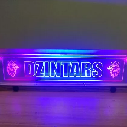 Auto LED izgaismotas plāksnītes