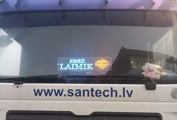 JAUNUMS - Auto LED izgaismota plāksnīte